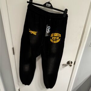 Hellstar sweat pants size XL No Guts No Glory black yellow